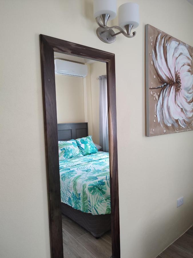 Belle Cove Apartment Грос Айлет Екстериор снимка